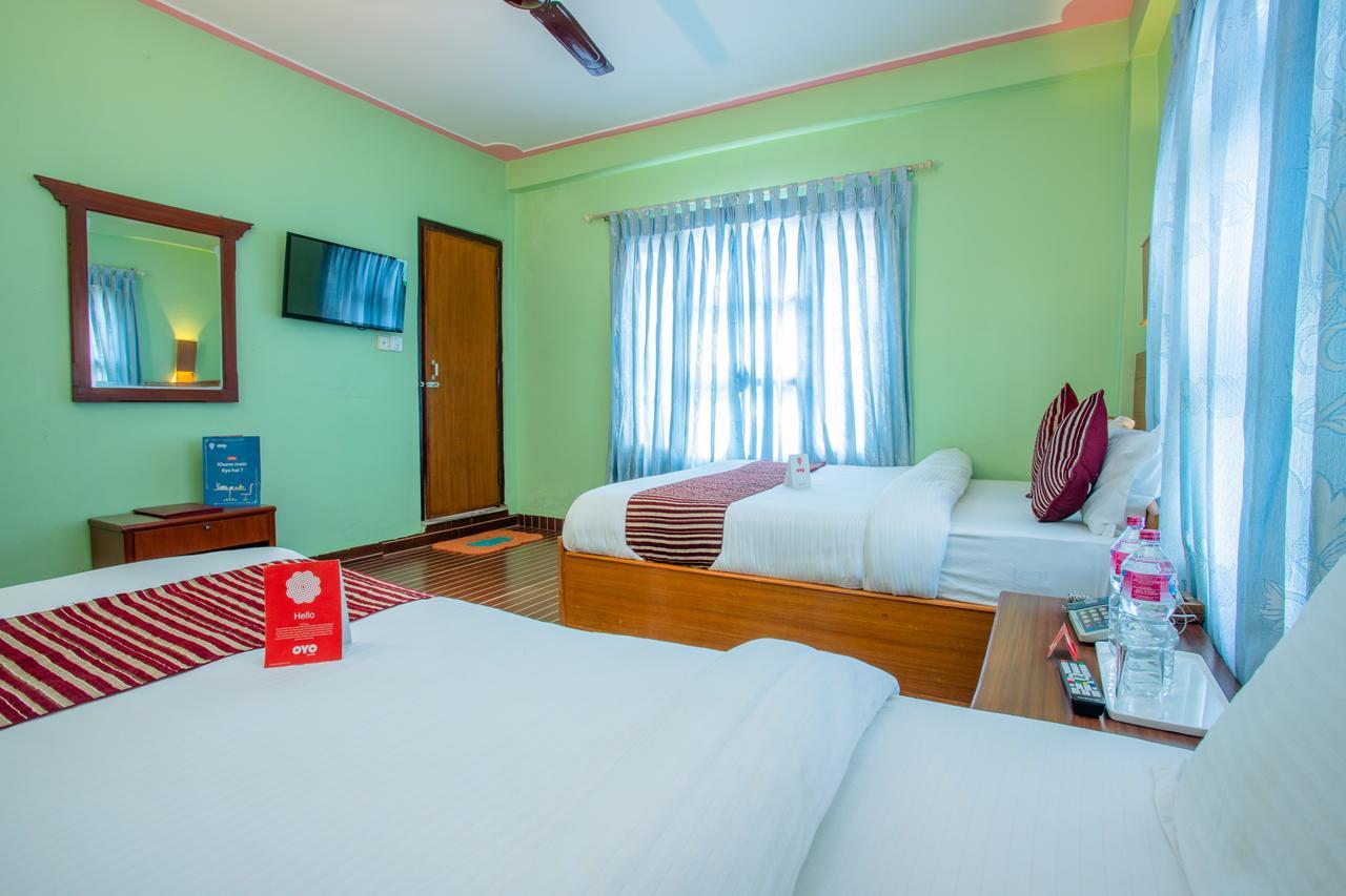 Hotel Glory Garden Pokhara Esterno foto