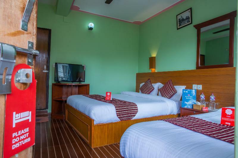 Hotel Glory Garden Pokhara Esterno foto